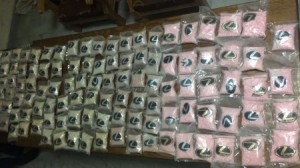 ضبط ( 110 ) الاف حبة مخدرة قرب القطرانة !! صور