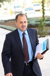 ابو صعيليك" : "الصناعة" ستلاحق المخالفين للأسعار المحددة للدجاج