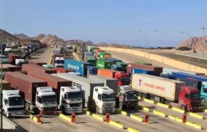 بالتفاصيل ... رفع رسوم عبور الشاحنات الأجنبية بالأردن