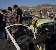 وفاة شخص وإصابة آخر اثر حادث تصادم بين أربع مركبات على اتوستراد عمان الزرقاء