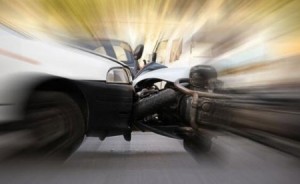 مادبا.. 4 إصابات بحادث تصادم بين مركبتين بنزول الوالة