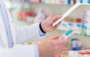 تعميم على الصيدليات