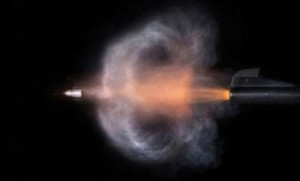 رصاصتان طائشتان تصيبان فتاة وطفلا في الطفيلة