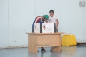 الصورة ... مخالفة صريحة امام لجان الانتخاب في جبل الحسين