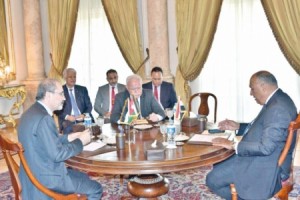 الأردن ومصر وفلسطين: إطلاق مفاوضات سلام ضمن إطار زمني محدد