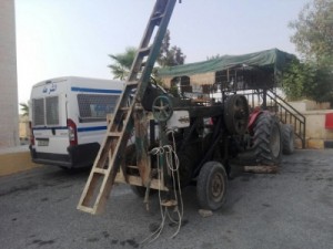 المياه : ضبط حفارة مخالفة متطورة صامتة اثناء حفر بئر مخالف في الاغوار الشمالية