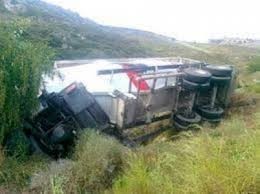 وفاة خمسيني اثر تدهور سيارة شحن على طريق معان