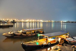 مقتل 20 عراقي في غرق سفينة