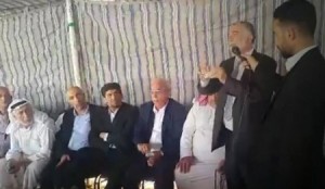 النائب الوحش يمزق "الشيك" المقدم له كاعتذار عن تحطيم مركبته خلال الانتخابات البلدية