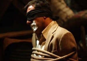 مسلحون يخطفون سائق شاحنة جنوبي عمان ويسلبون البضاعة