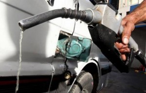 توقعات برفع البنزين بنوعيه 3% والسولار والكاز 2%