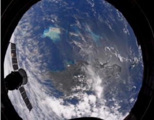 بالصور...رائد فضاء يلتقط صورا لإعصاري إرما وخوسيه من خارج الأرض