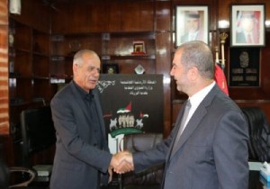 أقوى رؤساء البلديات المنتخبين " أخ مسلم وعمدة مناكف " في مواجهة مبكرة مع وزيرين نافذين