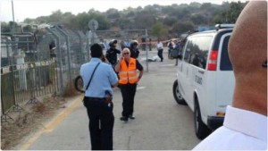 مقتل 3 جنود اسرائيليين باطلاق نار قرب القدس واستشهاد المنفذ