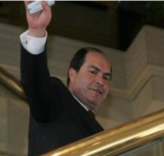 الحكومة الفاشلة والنقش على جدران الدوار الرابع