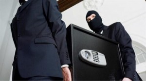 بالاتفاق مع موظفتين .. كشف زيف حادثة السطو على بريد صويلح