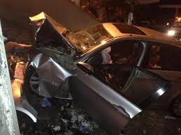 مشاجرة وتحطيم مركبة عقب حادث سير بشارع الحرية شرقي عمان