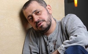 فيديو صادم...جورج وسوف بحالة صحية سيئة جداً.. وأنباء عن إصابته بمرض"الشلل الرعاش"