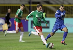 الرمثا يفوز على الوحدات ويتصدر الدوري