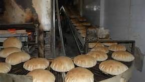 لجنة حكومية تدرس آلية إيصال دعم الخبز لمستحقيه