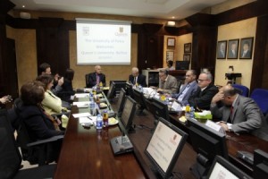 وفد جامعة كوينز البريطانية يزور جامعة البترا