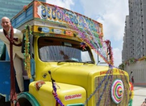 شيء لا يصدّق عن أغنى رجل في العالم