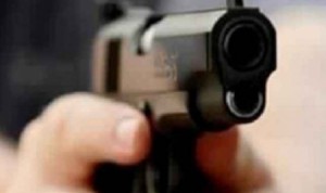 خلافات عائلية تدفع ابن لاطلاق النار على والده في الكرك