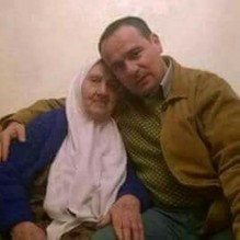 والدة الصحفي تيسير النجار في ذمة الله