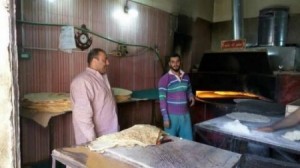 بالصور...الوافد المصري يدحض ادعاءات وزير الصناعة ..والقضاة يقدم له الاعتذار