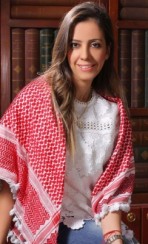 دانية العمري "ابنة جامعة عمان الاهلية".. قصة نجاح أردنية في سلطنة عُمان