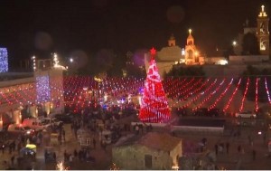 بيت لحم تحتفل بالعيد المجيد تحديا لقرار ترمب