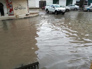 انهيارات صخرية وطينية تغلق طرقا في الطفيلة