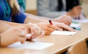 التربية : لا قرار بتأجيل امتحان التوجيهي لمبحث الإنجليزي المقرر السبت