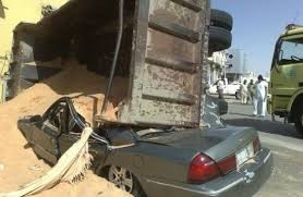 اصابة 7 أشخاص اثر حادث تصادم مركبة وقلاب محمل بالرمل في اربد