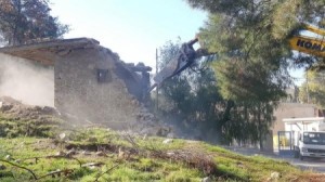 امانة عمان تبدأ بإزالة الابنية المهجورة