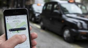 بالتفاصيل ... الحكومة تنشر شروط نقل الركاب عبر التطبيقات الذكية