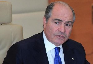 الملقي يجري عملية جراحية الأربعاء