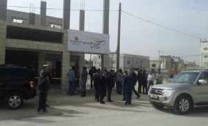 القبض على شابين وفتاة متورطين في سلب بريد الضليل