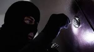 مجهولون يسرقون قاصة بداخلها 10 ألاف دينار من محطة وقود في الزرقاء