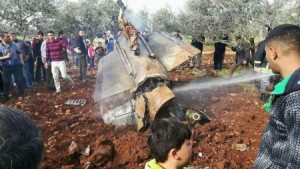 بالصور .. بيان امني ...الاجهزة الامنية تتعامل مع اجزاء من جسم عسكري سقط في بلدة ملكا باربد