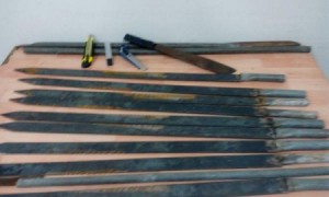 القبض على ١١ شخصا من عائلة واحدة بعد افتعالهم عدد من المشاجرات