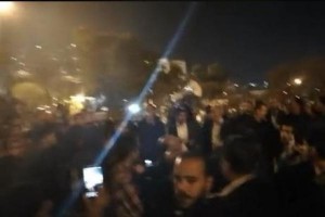 مسيرة ليلية في حي الطفايلة احتجاجا على الأسعار