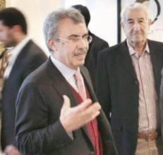 رجل الاعمال صلاح شحادة يوضح قضية "البليط"