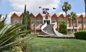 " جامعة اليرموك" توقف 5 موظفين إثر اكتشاف نقص " 300 " الف دينار من حساب المحروقات