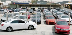 الحكومة قد تعيد النظر بقرار ضريبة الوزن على المركبات