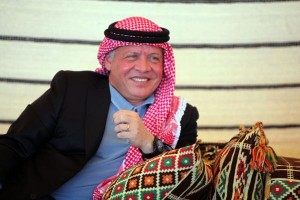 الملك في دارة الخزاعلة ويلتقي شخصيات من المفرق