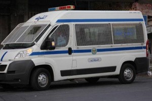 وفاة اثنين من نزلاء مركز الاصلاح والتاهيل واصابة ١٦ اخرين اثر حادث على الطريق الصحراوي