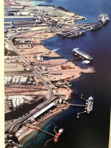 مشروع الميناء الجديد في مراحله الأخيرة وينتهي في منتصف العام.