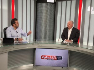 الكاتب سلامة يتنبأ بديمومة الصحافة الورقية رغم صعوبة المرحلة