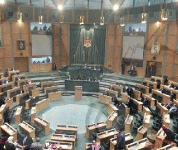 العمل النيابية تحذر من استسهال تبعات القرارات الأخيرة حول الضمان الاجتماعي